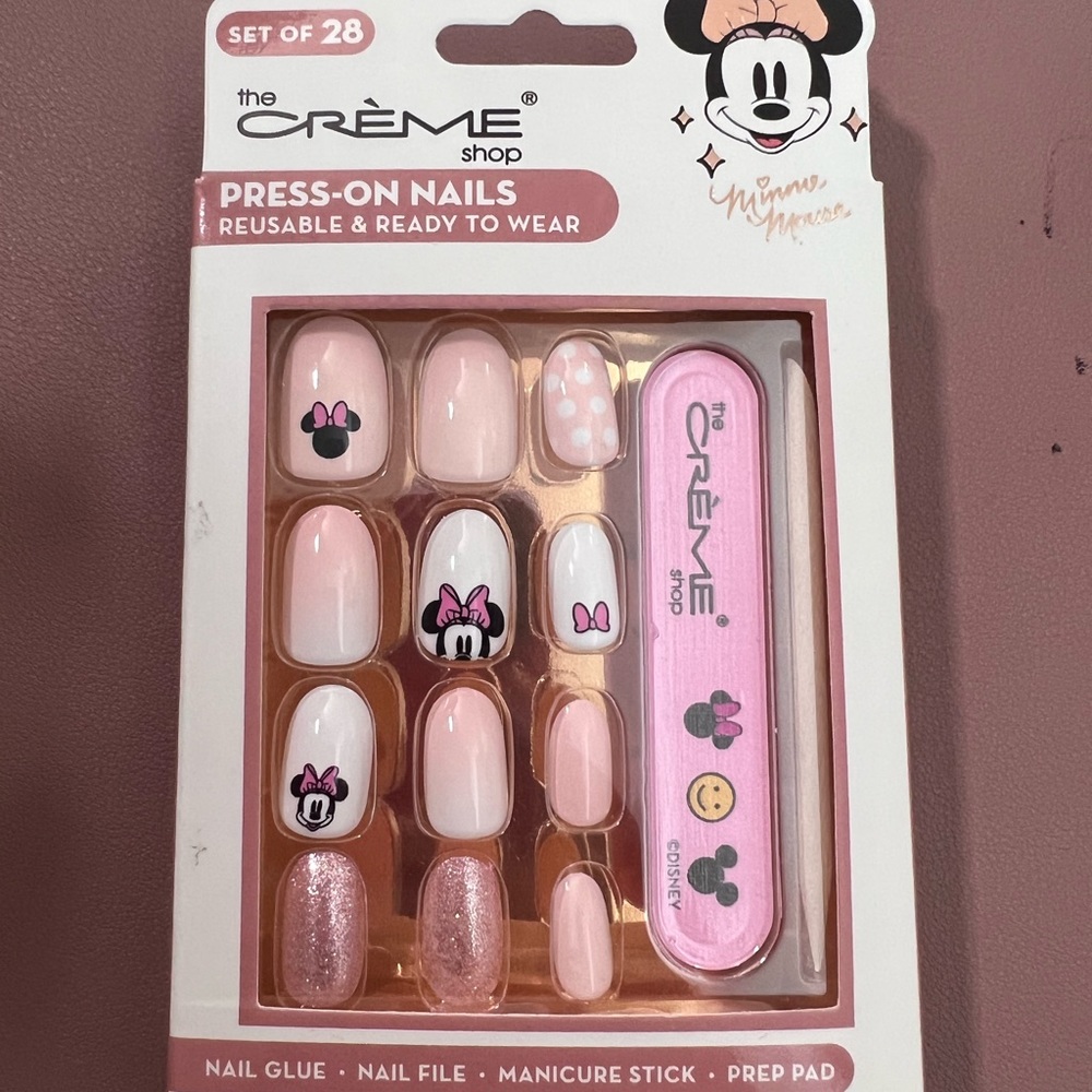 Disney Minnie press on nails